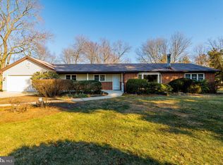 3 Sunnyking Dr, Reisterstown, MD 21136