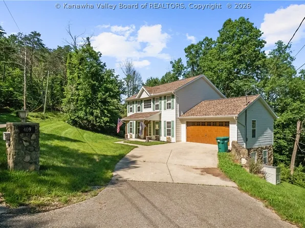 409 Rough Ridge Rd, Hurricane, WV 25526