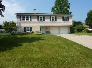 3404 Rustic Ln, Erie, PA 16506