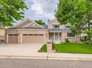136 McIntyre Cir, Golden, CO 80401