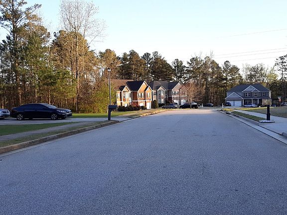 4th image of 2519 Ginger Leaf Dr NE