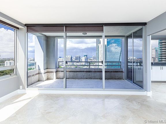 4th image of 1541 Brickell Ave #A2401