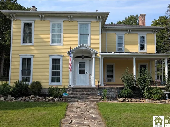 362 E Main St, Springville, NY 14141