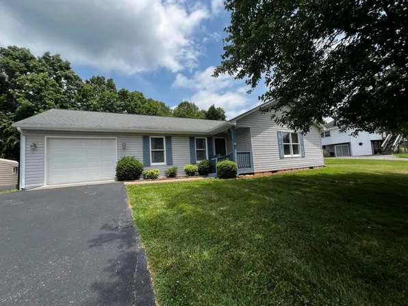 60 Indian Pointe Dr, Hardy, VA 24101