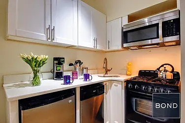 Rented by Bond New York