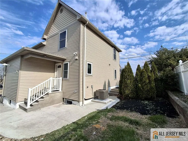 49 Hillside Ave #A — Photo 18