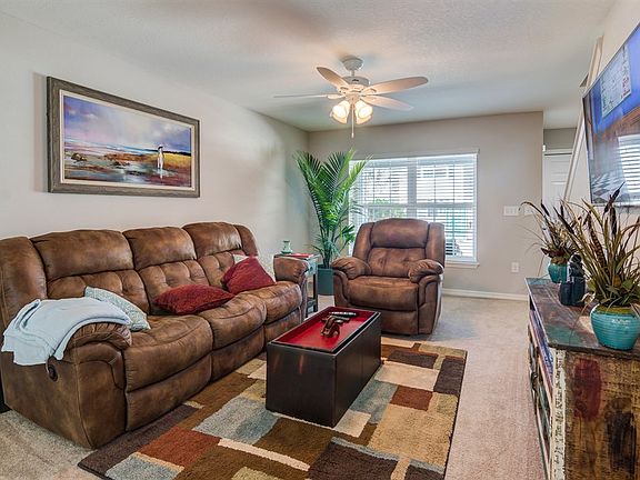 5th image of 3015 Mojave Oak Dr