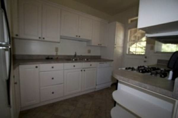 1st image of 743 Westwood Dr APT 1S