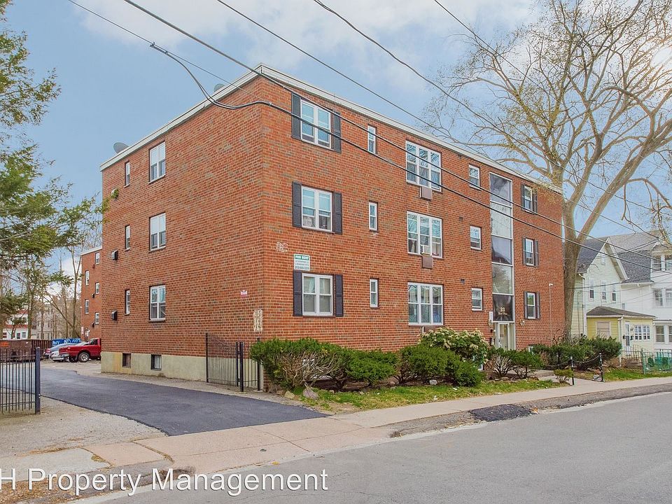2nd image of 21-23 Ward Pl #201