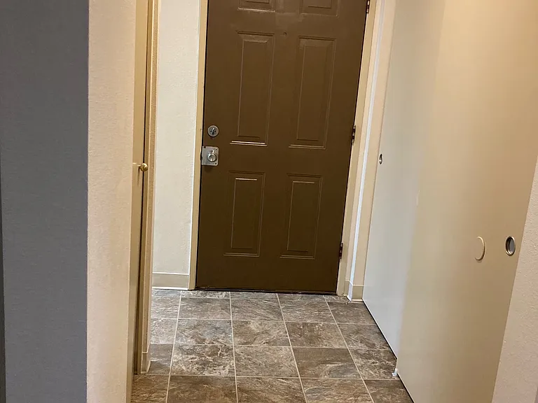 Premier Apartments — Photo 16