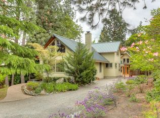 2380 Morada Ln, Ashland, OR 97520