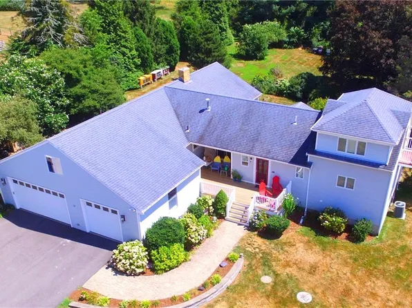 24 Marlynn Dr, Tiverton, RI 02878