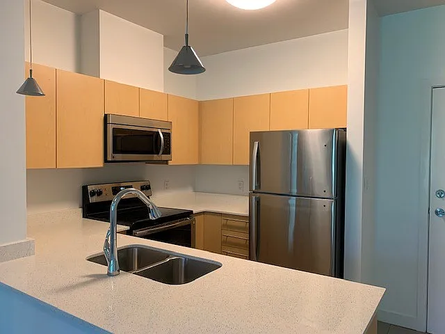 3233 Wesbrook Mall — Photo 27
