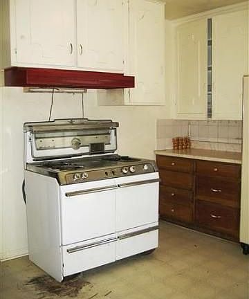 2nd image of 951 S Sunol Dr
