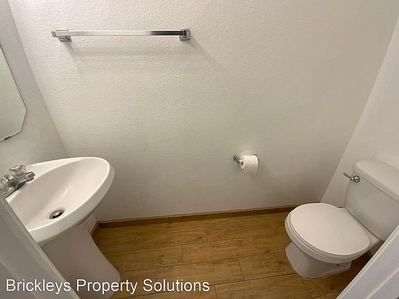 4th image of 8909 Hatteras Pl NW