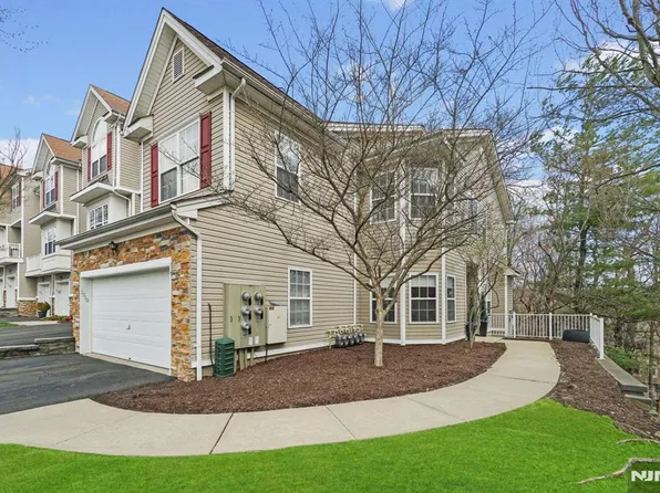 1510 Vista Ter, Pompton Lakes, NJ 07442