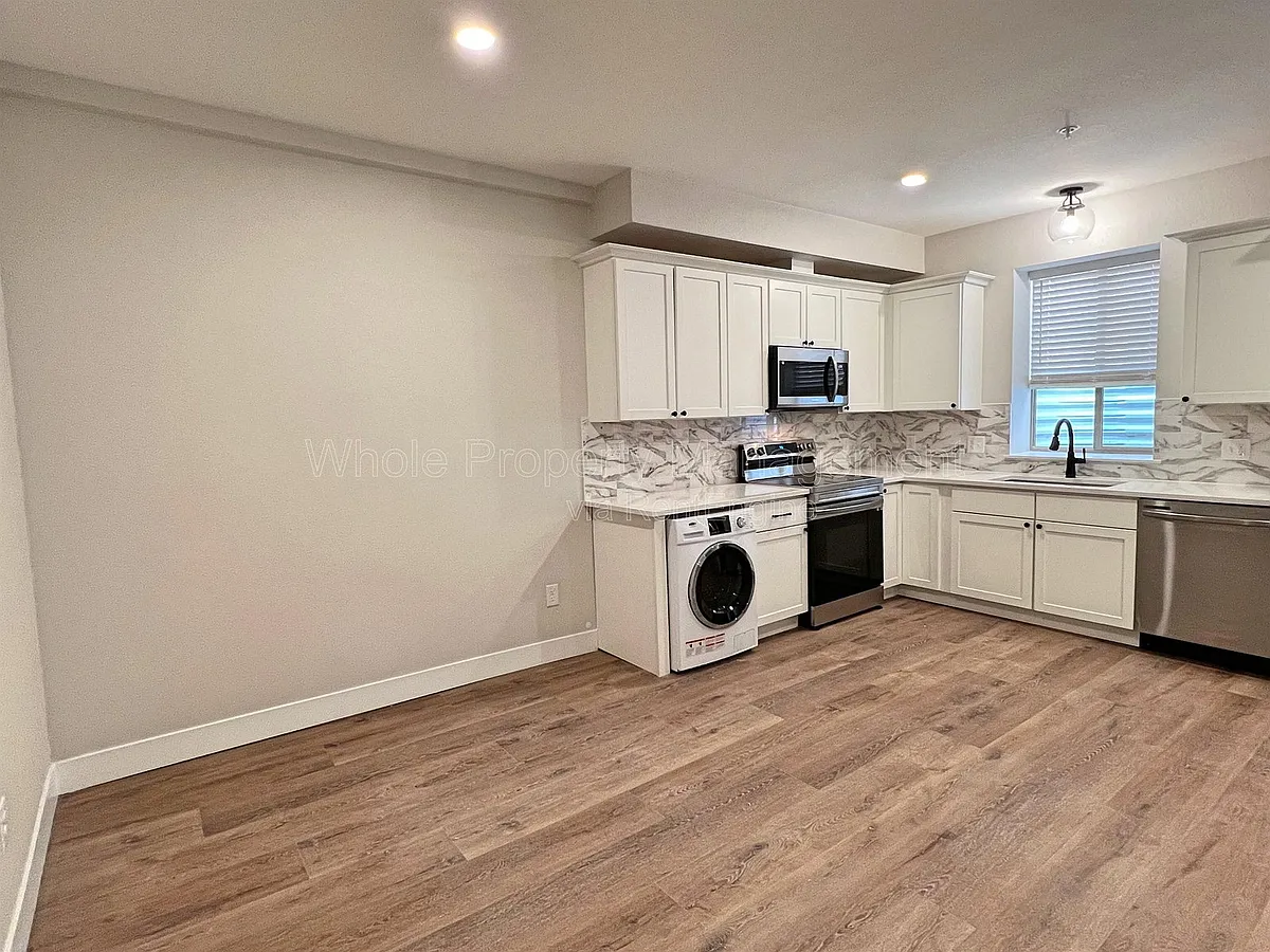 Building Photo - 3327 N Tejon St #2