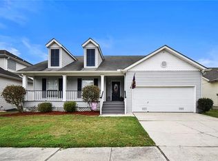 215 Madewood Dr, Destrehan, LA 70047