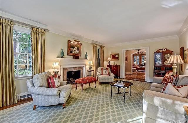 620 Hempstead Pl, Charlotte, NC 28207 | Zillow