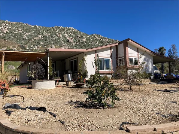 26090 Amanda Ave, Hemet, CA 92545