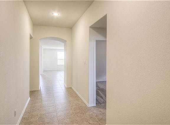 4th image of 8410 Green Paseo Pl