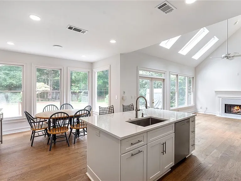 4027 Stephens Mill Run NE — Photo 13