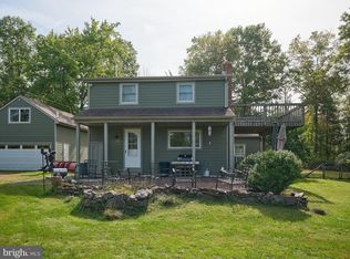 51 Center Hill Rd, Ferndale, PA 18921
