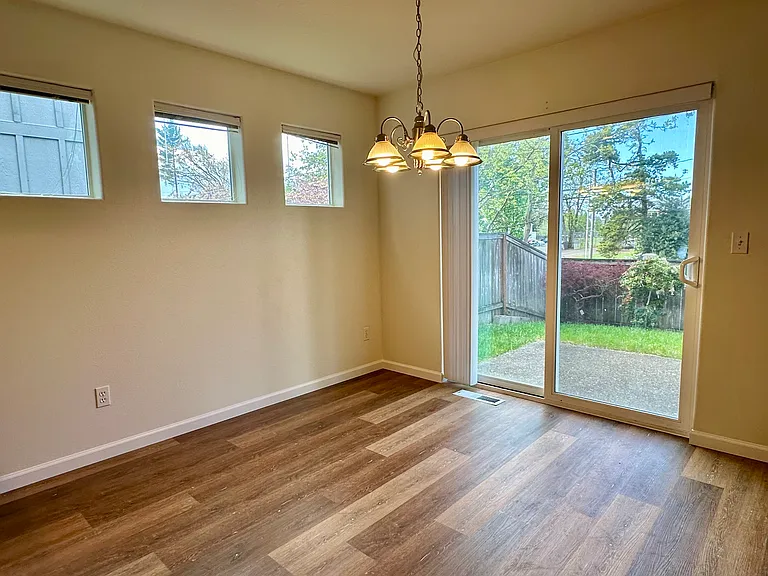 4047 Thoroughbred Ave SE — Photo 33