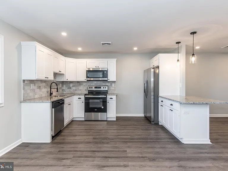 30 Primrose Ln — Photo 12