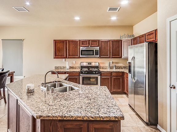 3rd image of 12036 N Breeze Pl