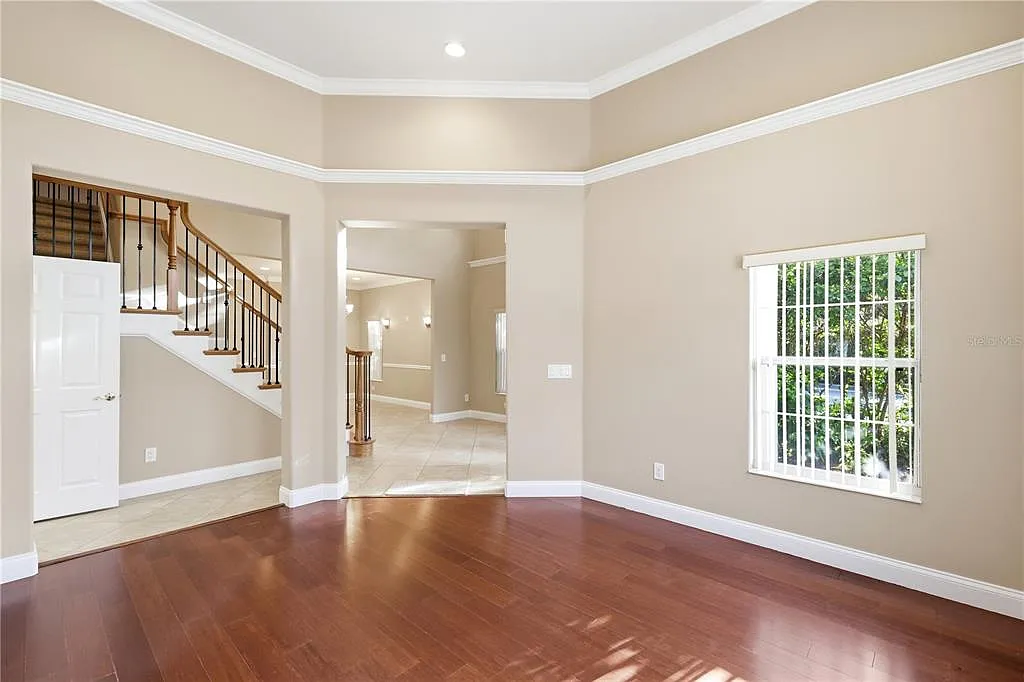 4 bed, 2.5 bath, 2822 sqft, $3,500 — Photo 3