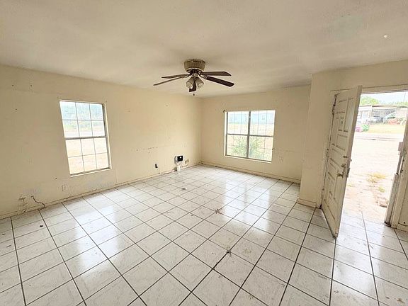 5th image of 346 Marshall Smith Dr