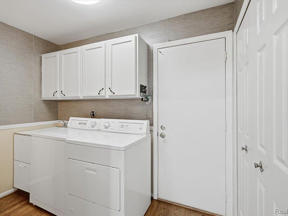 48461 Newcastle Ct, photo 22