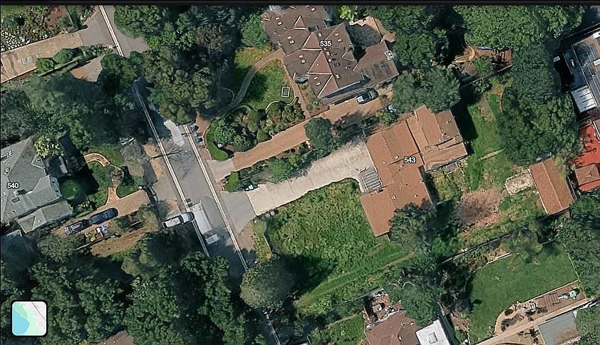 2nd image of 543A Encina Ave