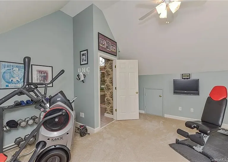 2531 Arden Gate Ln — Photo 44