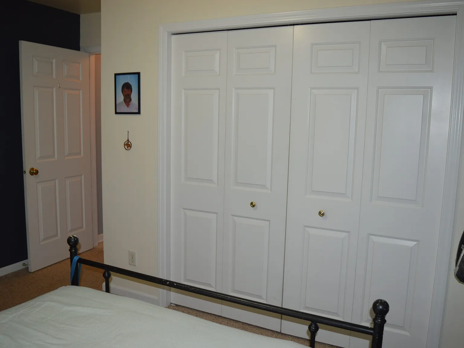 4 bed, 2022 sqft, $2,795 — Photo 2