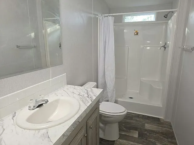 3 bed, 2.0 bath, 960 sqft, $2,045 — Photo 3