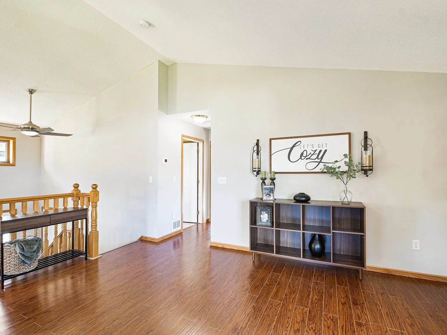 4 bed, 2252 sqft, $2,300 — Photo 2
