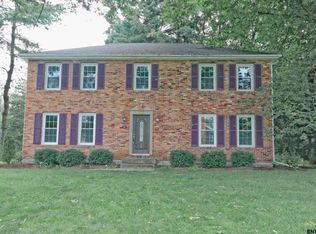 18 Placid Ln, Glenmont, NY 12077