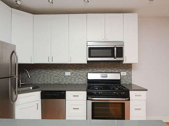 4th image of 2420 N Kedzie Blvd APT 101