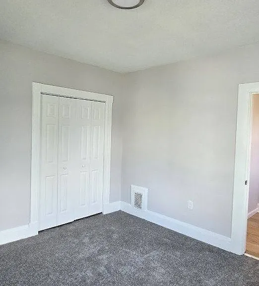 37-39 W Raymond St — Photo 8