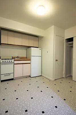 Rented by JK Dansar Corp | media 26