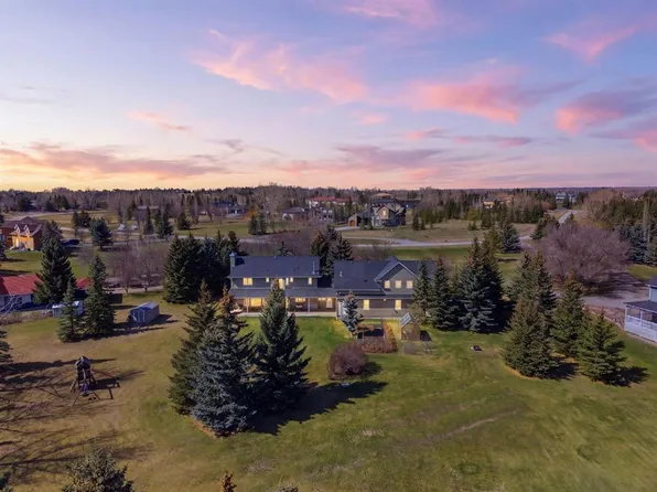 67 NW Windmill Way, Rocky View County, AB T3Z 1H5