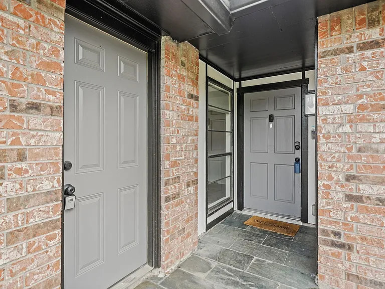 6711 Pickett Dr — Photo 32