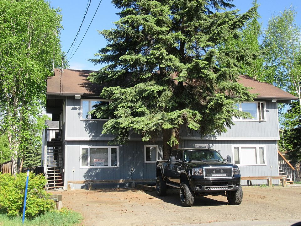 1st image of 228 Princess Dr APT 1