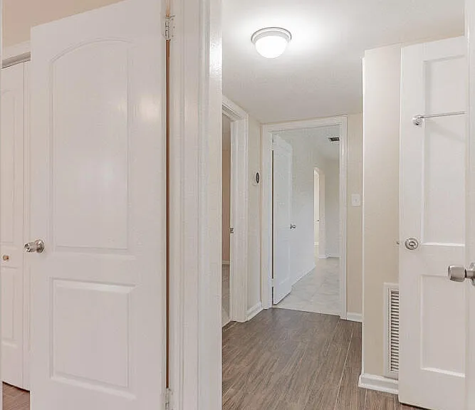 848 Glynlea Rd — Photo 23