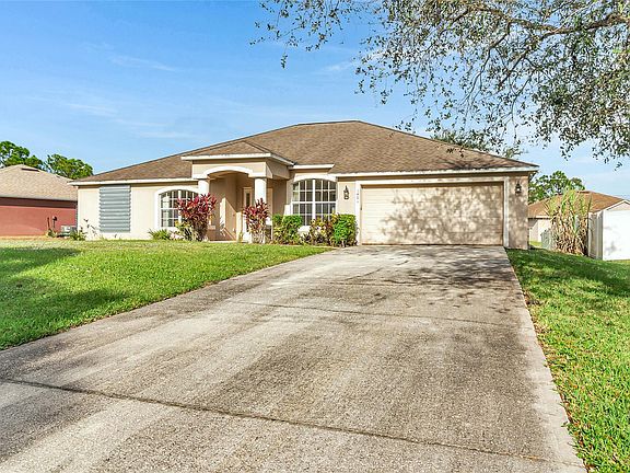 2nd image of 1461 Goyer Road