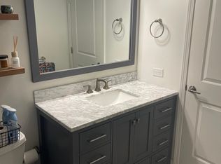 701 W Jackson Blvd APT 205, Chicago, IL 60661