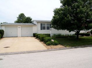 2680 S Roundhill Rd, Brookline, MO 65619