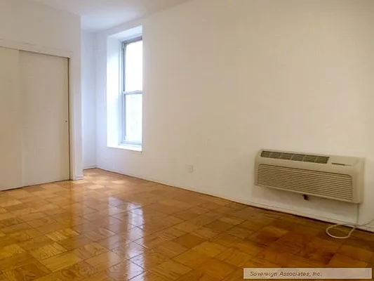 Rented by Sovereign Associates | media 18